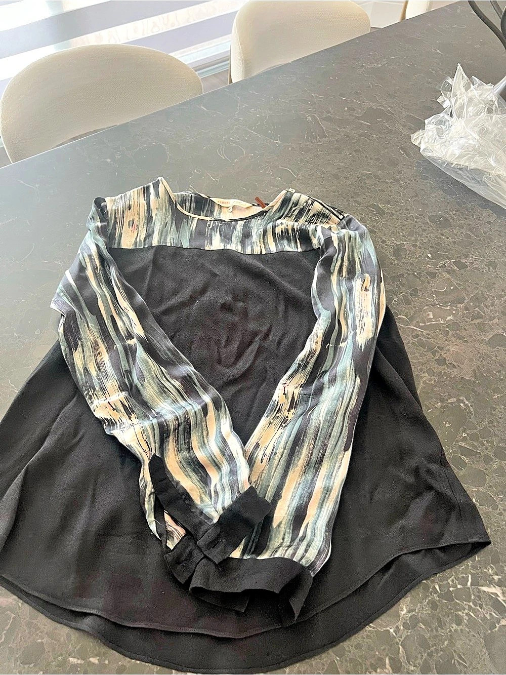 Rebecca Taylor Abstract Print Blouse in Black Like New